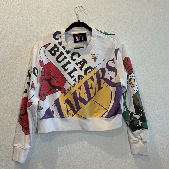 NBA Exclusive Cropped Sweatshirt Chicago Bulls Lakers Celtics Graphic Large - Picture 2 of 10